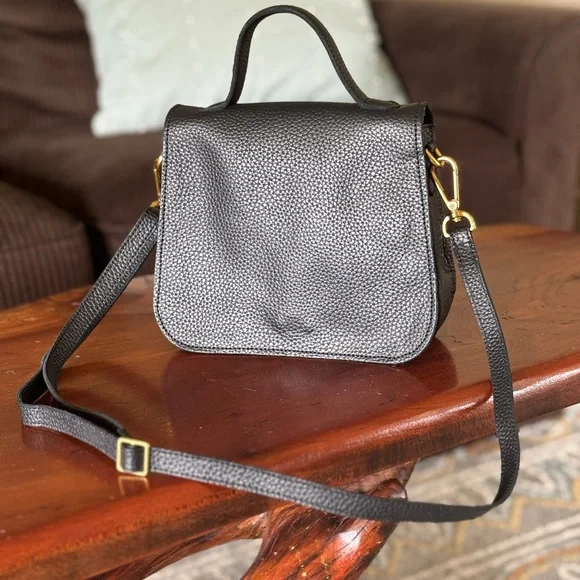 Retired Noonday, genuine pebbled leather, EUC Go-Getter Bag; tag attached - Picture 1 of 5